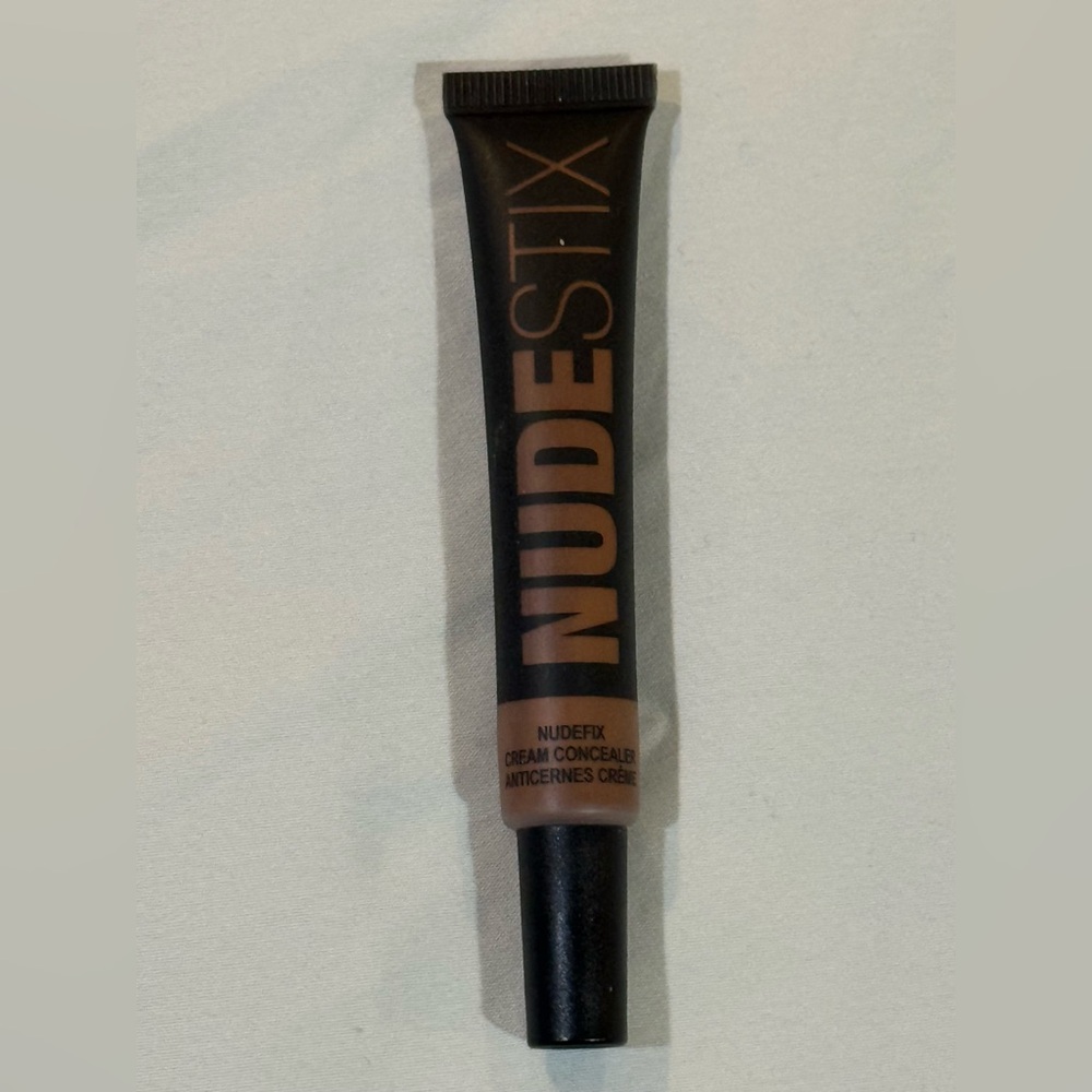 NUDESTIX Cream Concealer - Nude 10